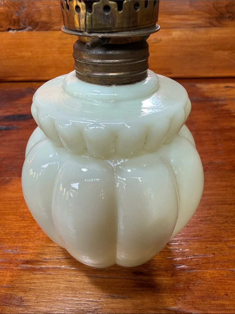🌿Rare Antique (Glows) “Custard Glass” Oil Lamp with Brass Accents